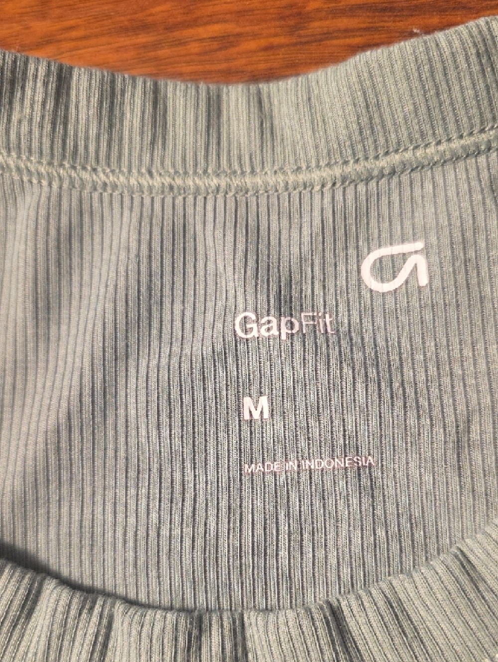 GAP Men's Light Gray Ribbed Tank Top - Picture 2 of 2